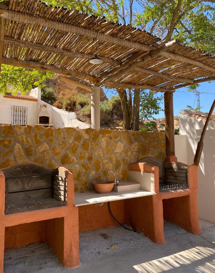 Cuevas Uropia Country house Graena